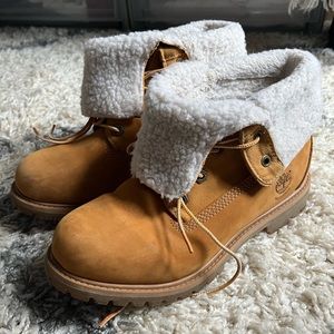 WOMEN'S TIMBERLAND® AUTHENTICS WATERPROOF ROLL-TOP BOOTS SIZE 7